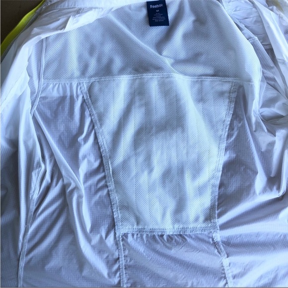 Reebok Nylon Flight Wind Zipper Pockets White  Lightweight Running Gym Jacket M - Picture 11 of 14